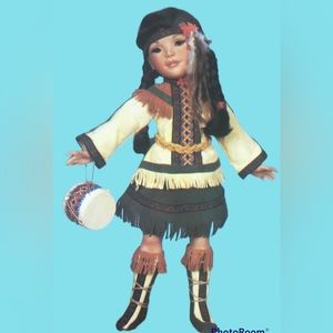 NIB Treasury Collections “Desert Blossom” by Patricia Rose